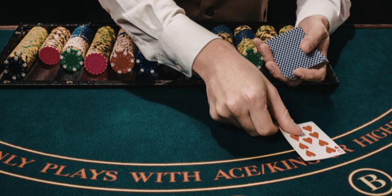 Luật Chơi Blackjack - Game Bài Đổi Thưởng Kịch Tính Nhất